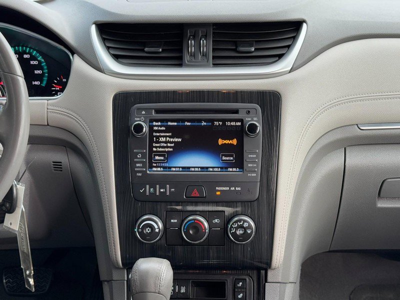 Used 2016 Chevrolet Traverse LT w/ Style and Technology Package image 14