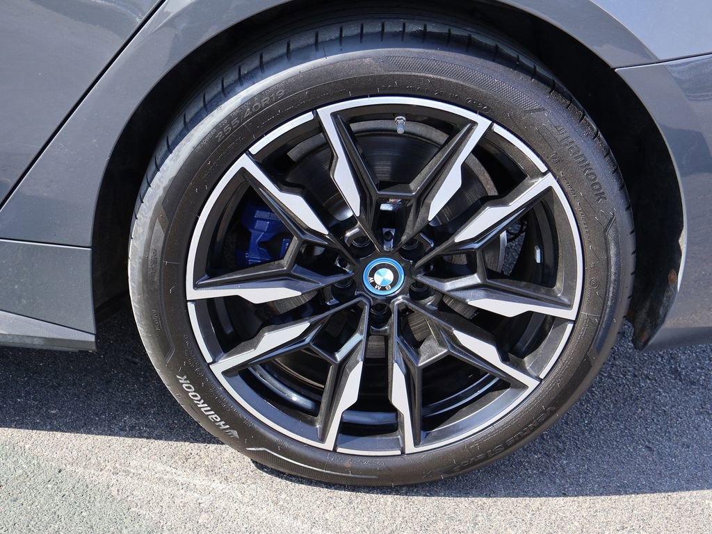 Certified 2023 BMW i4 M50 image 43