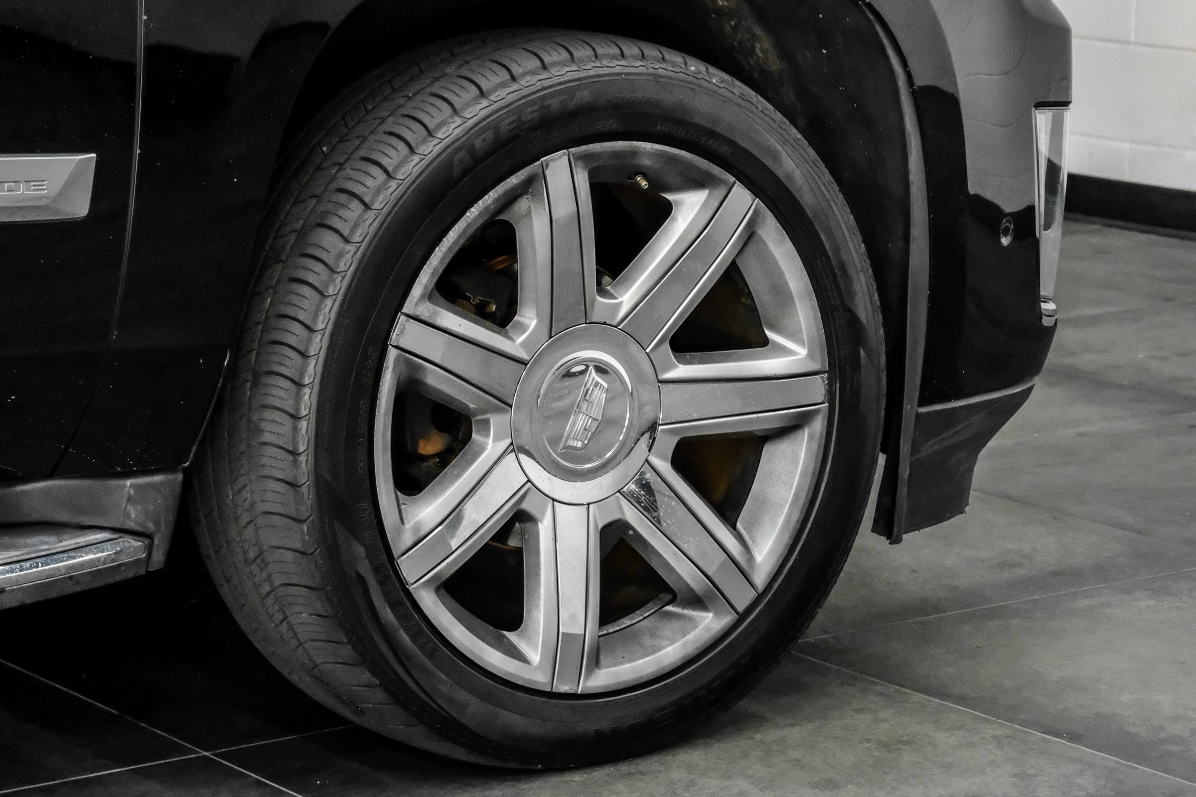Used 2020 Cadillac Escalade ESV Luxury RWD image 70