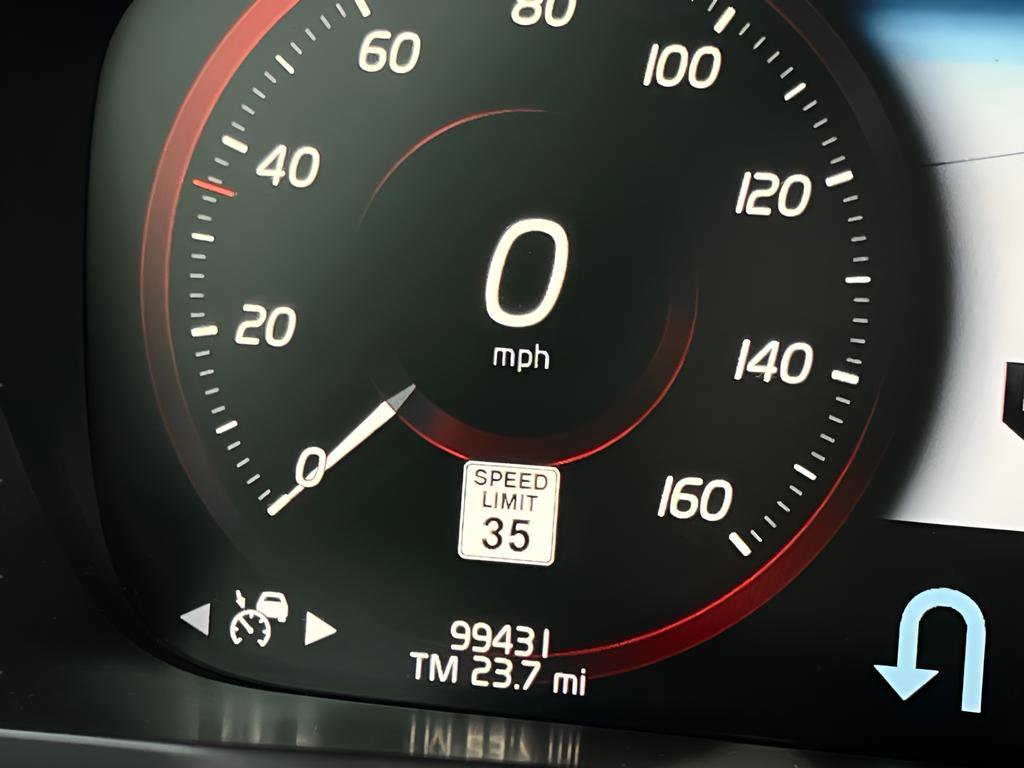Used 2019 Volvo XC90 T6 Momentum w/ Advanced Package AWD/4WD image 45