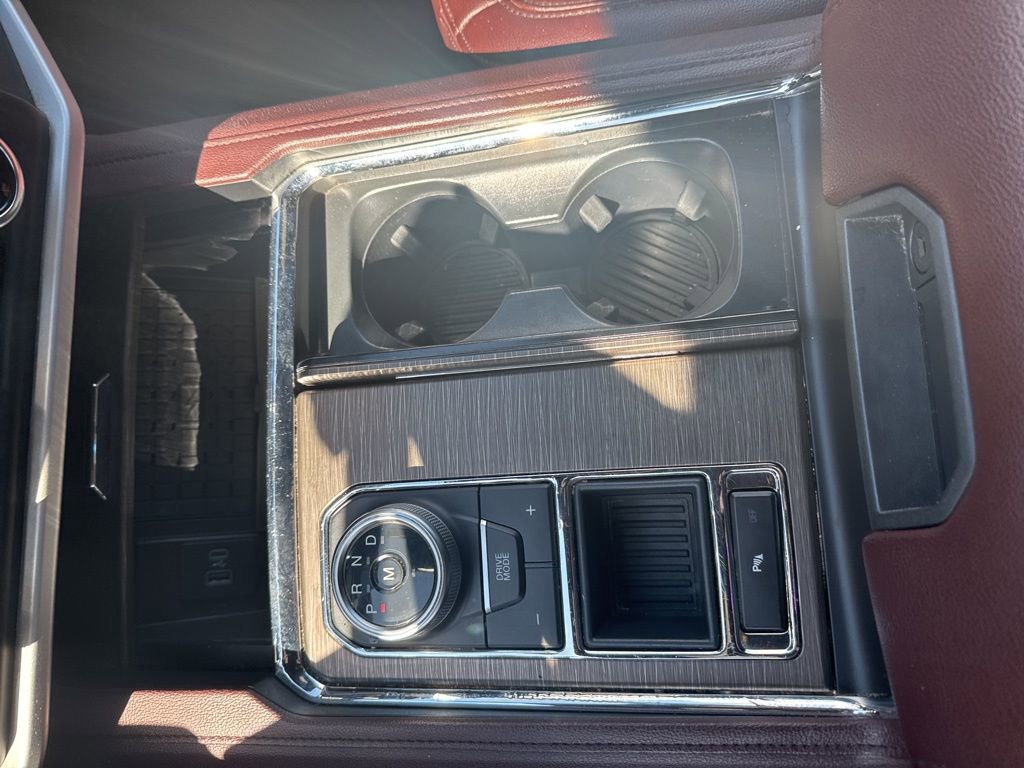 Used 2024 Ford Expedition Max Limited image 28