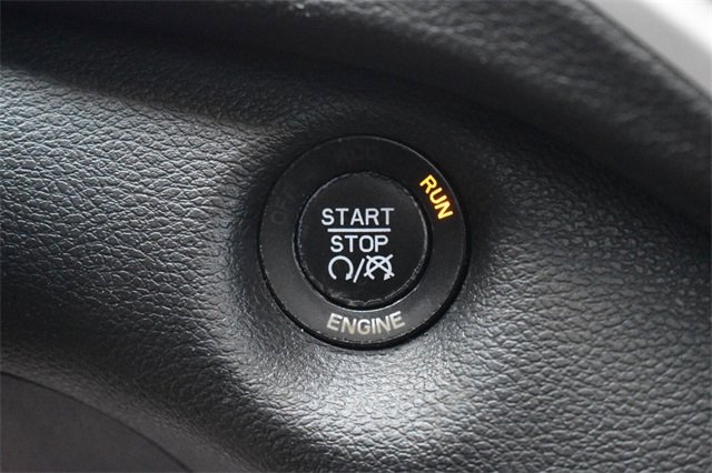 Used 2016 Jeep Cherokee Trailhawk w/ Comfort/Convenience Group image 29