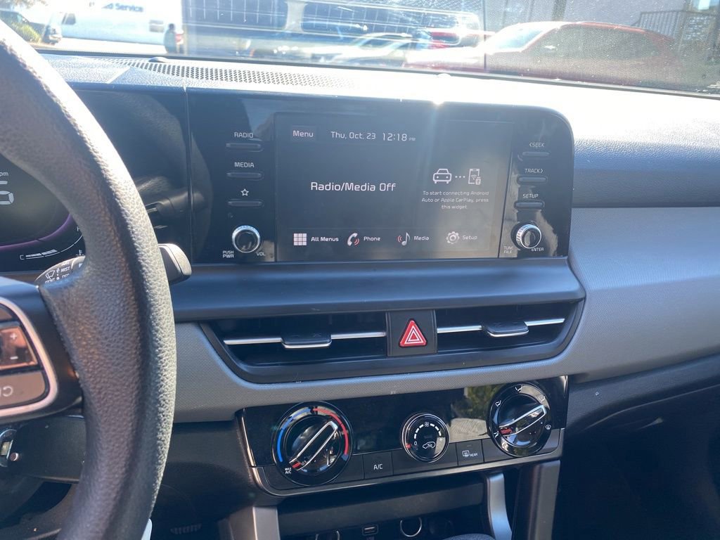 Certified 2024 Kia Seltos LX image 7