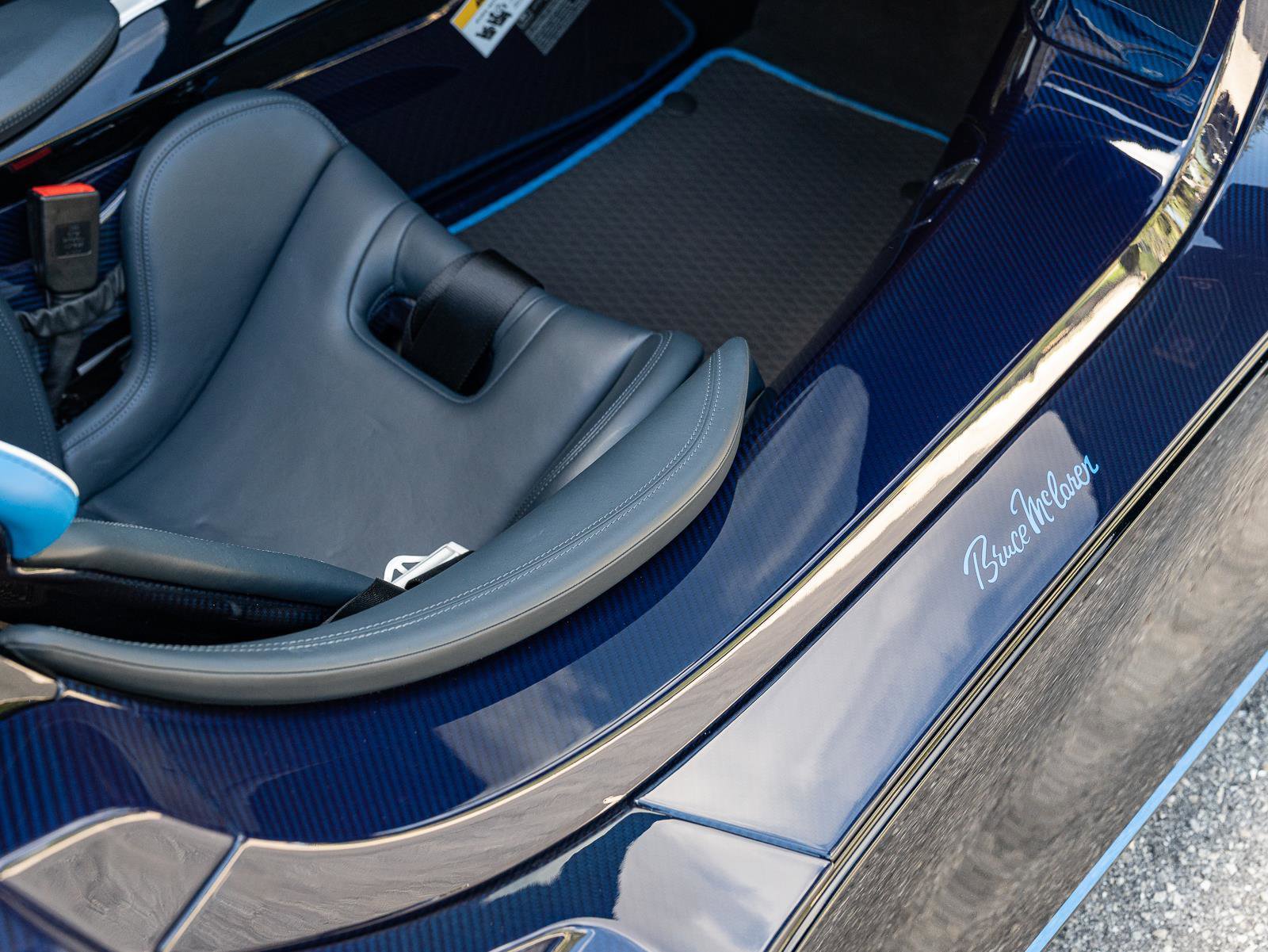 Used 2021 McLaren Elva RWD image 32