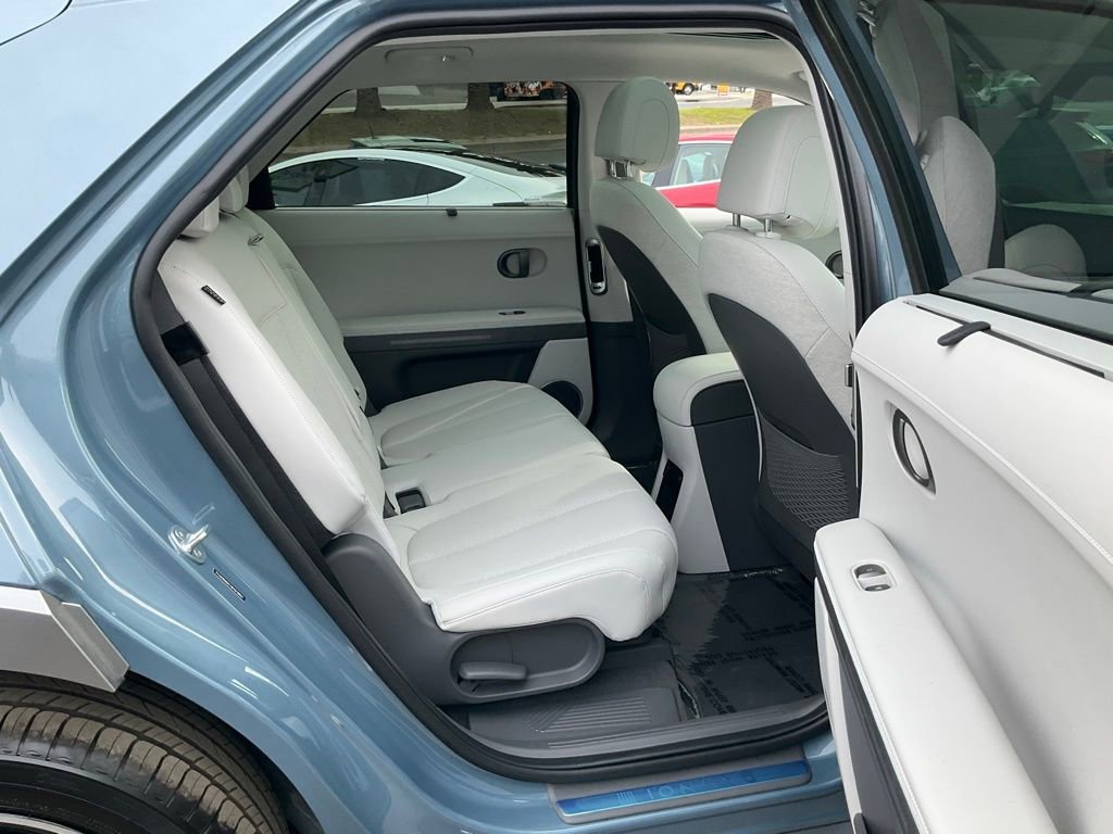 Used 2025 Hyundai Ioniq 5 Limited image 48