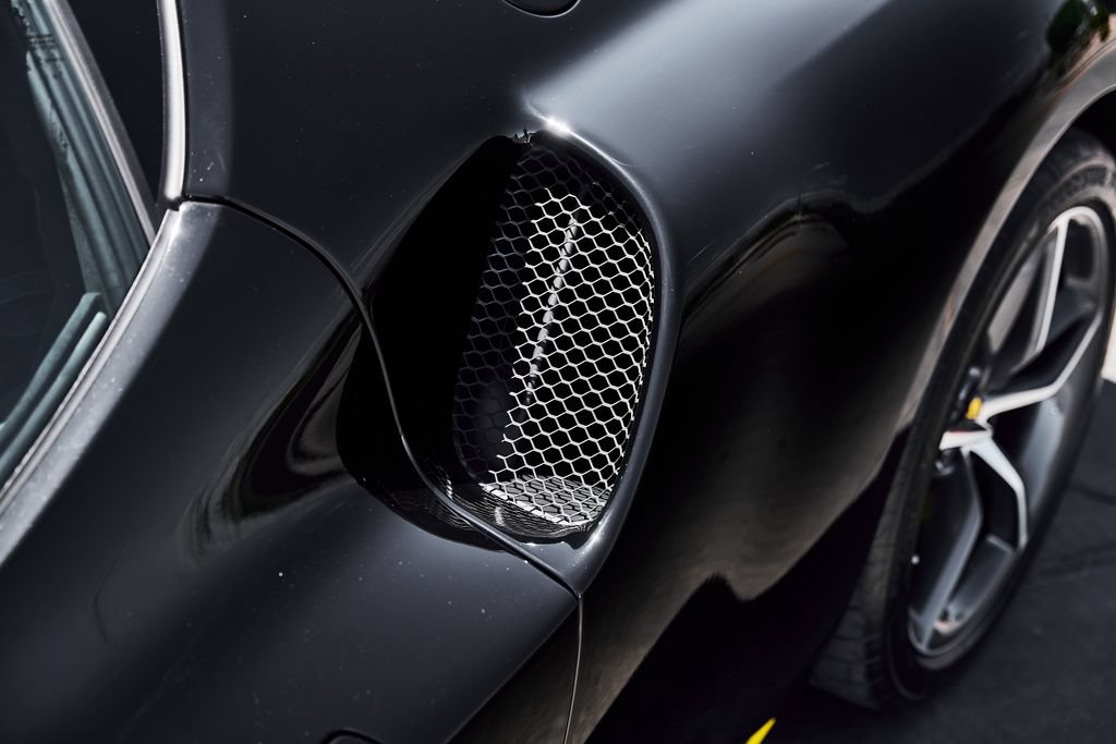 Used 2023 Ferrari 296 GTB RWD image 6