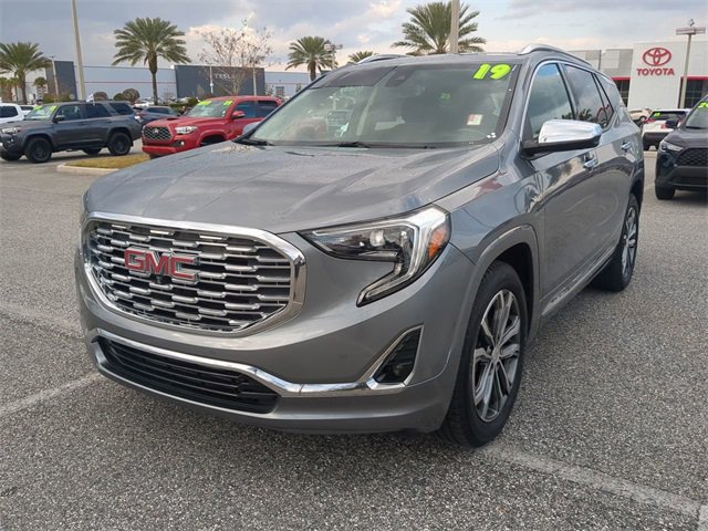 Used 2019 GMC Terrain Denali w/ Advanced Safety Package image 8