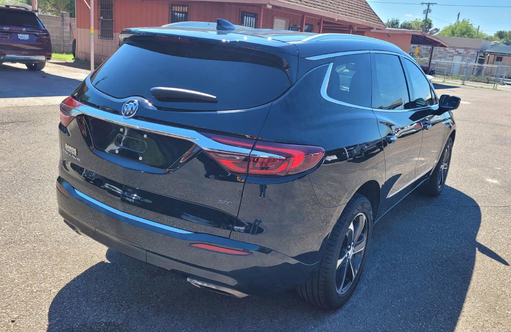 Used 2021 Buick Enclave Essence w/ Sport Touring Edition image 4