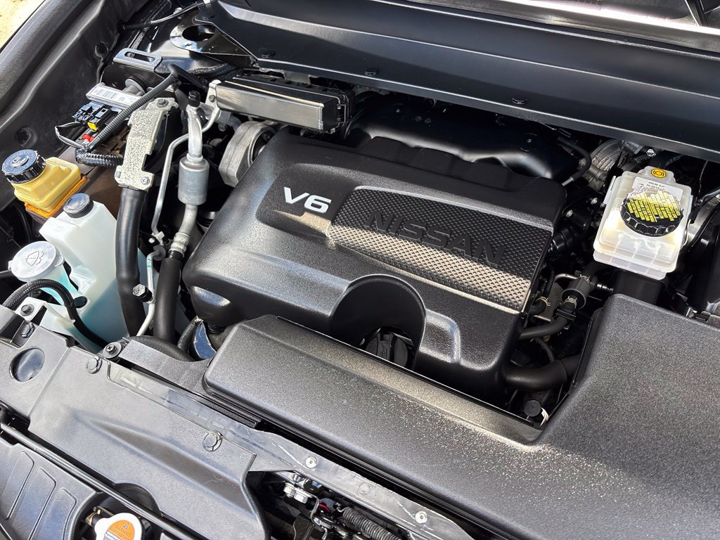 Used 2019 Nissan Pathfinder SL AWD/4WD image 34