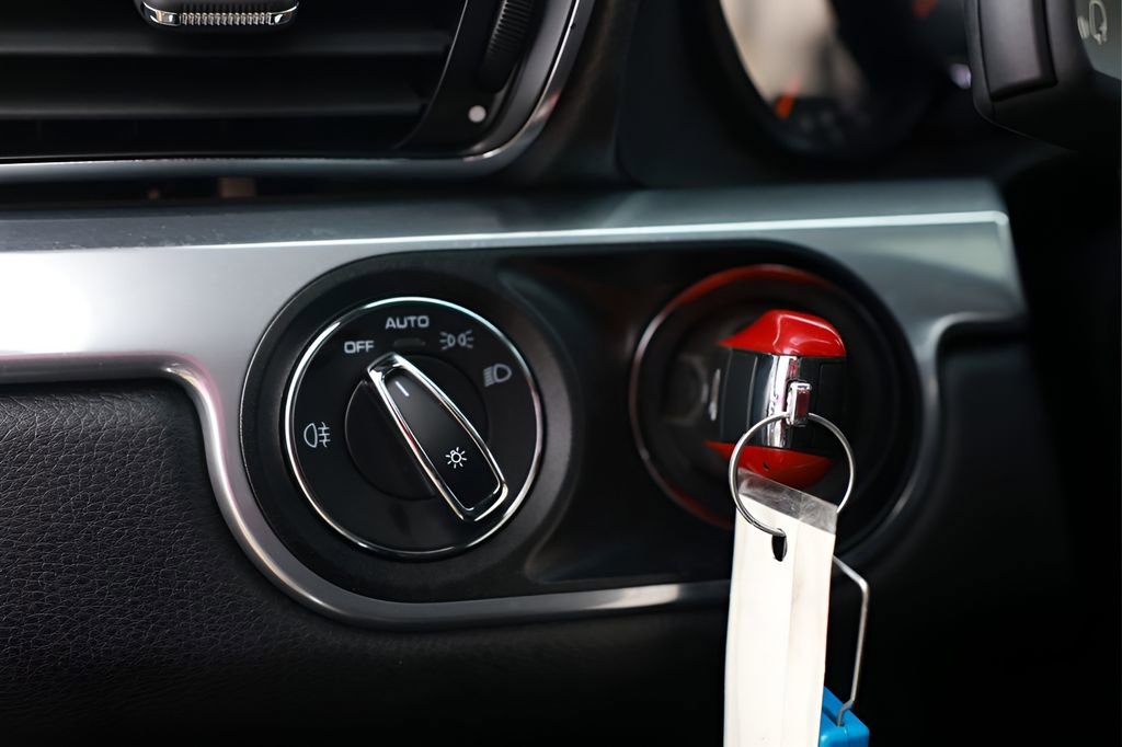 Used 2017 Porsche 911 Carrera S image 31