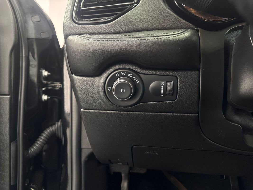 Used 2022 Dodge Durango GT image 11