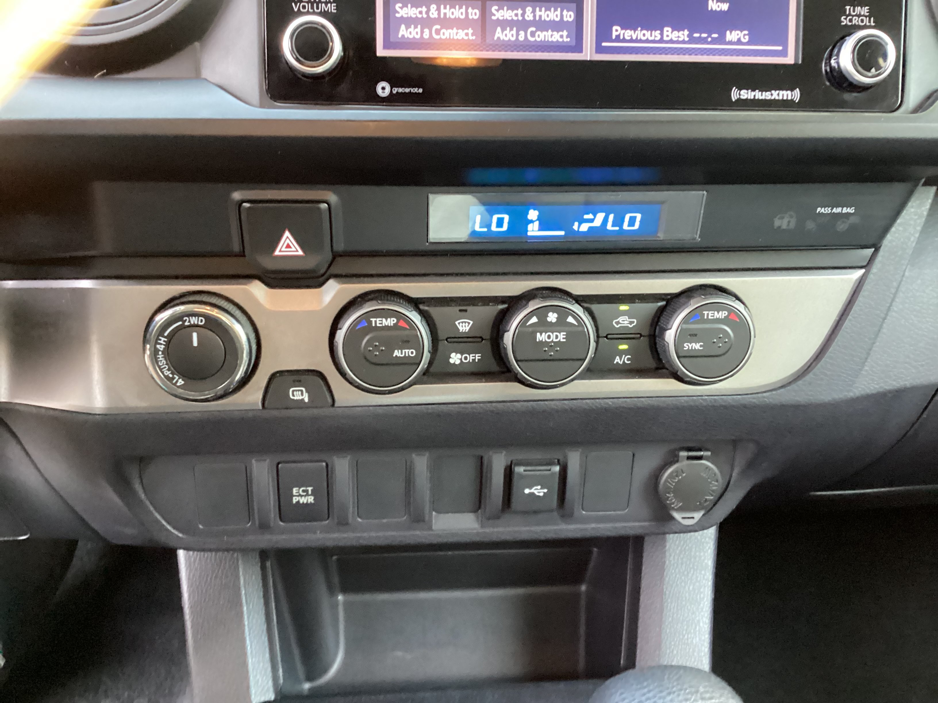 Certified 2021 Toyota Tacoma SR AWD/4WD image 10