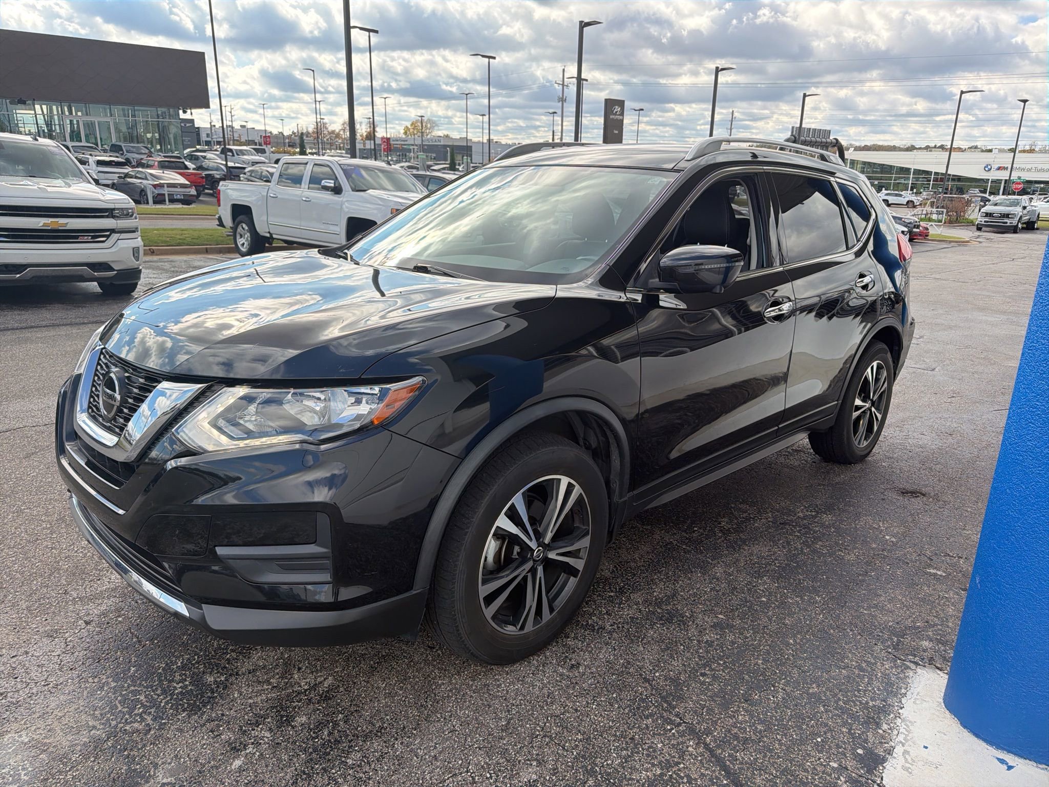 Used 2019 Nissan Rogue SV w/ Premium Package