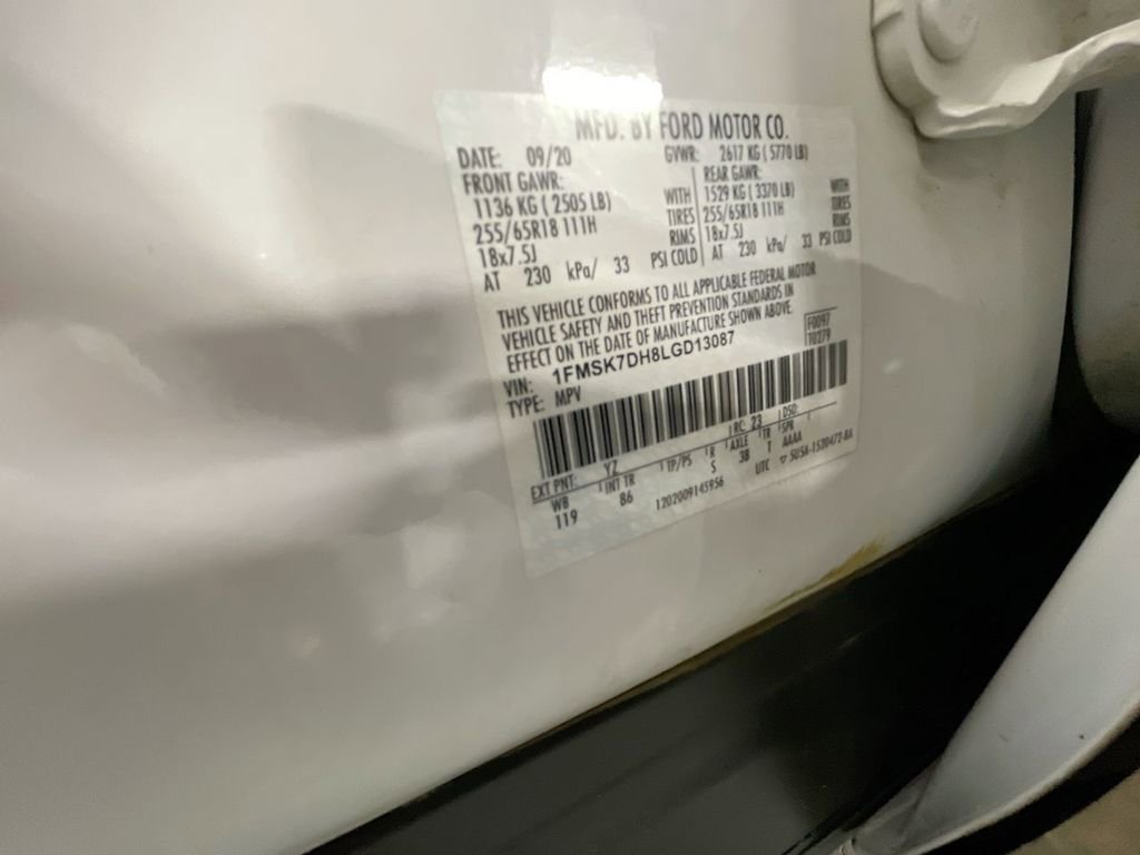 Used 2020 Ford Explorer XLT image 31