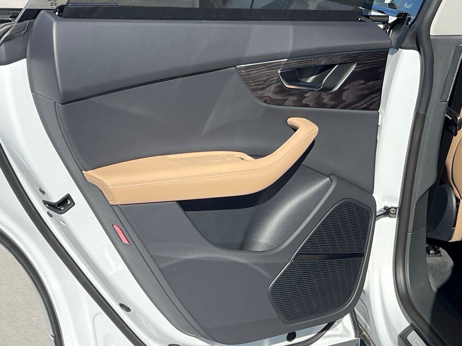 New 2027 Audi Q8 Premium Plus AWD/4WD image 15