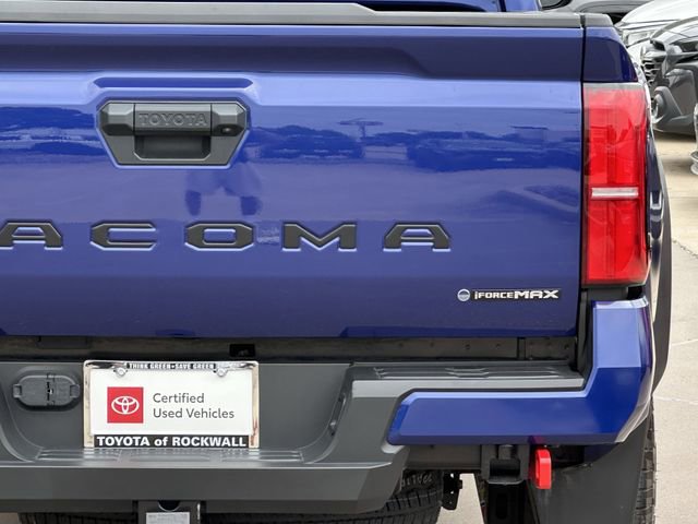 Certified 2024 Toyota Tacoma TRD Off-Road AWD/4WD image 6
