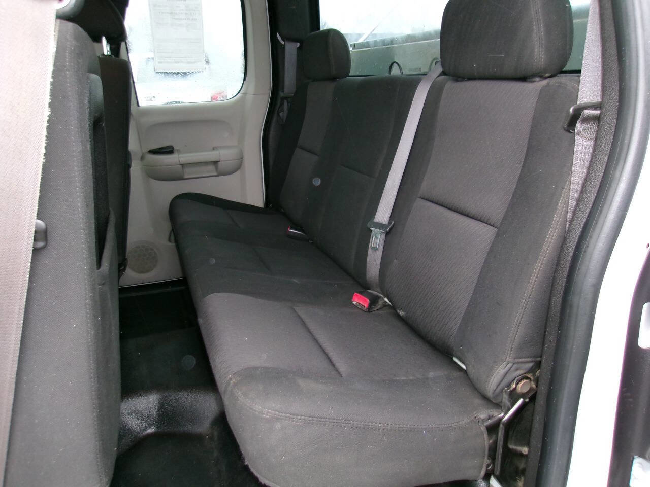 Used 2013 GMC Sierra 3500 W/T w/ Snow Plow Prep Package image 15