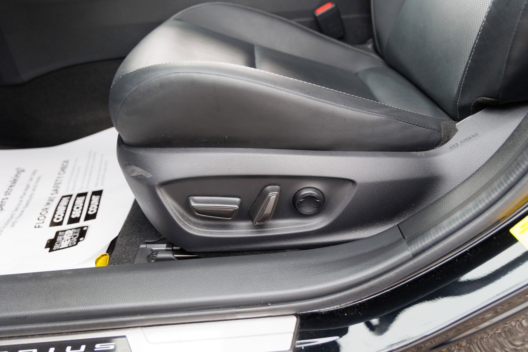 Used 2024 Toyota Prius XLE image 40