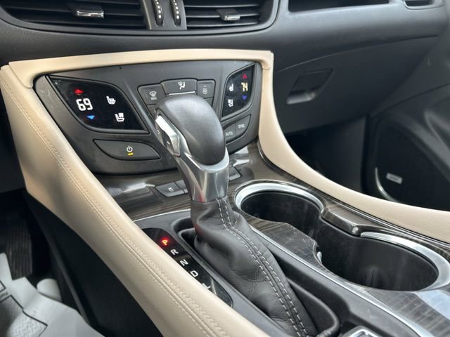 Used 2020 Buick Envision Premium w/ Driver Confidence Package image 46