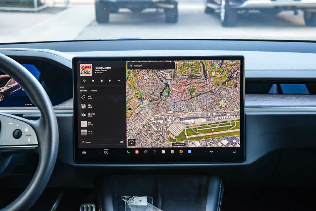 Used 2023 Tesla Model S AWD/4WD image 15