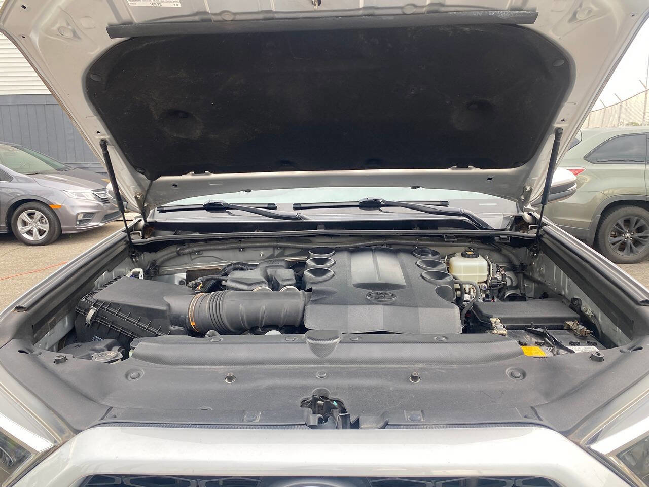 Used 2018 Toyota 4Runner Limited image 32