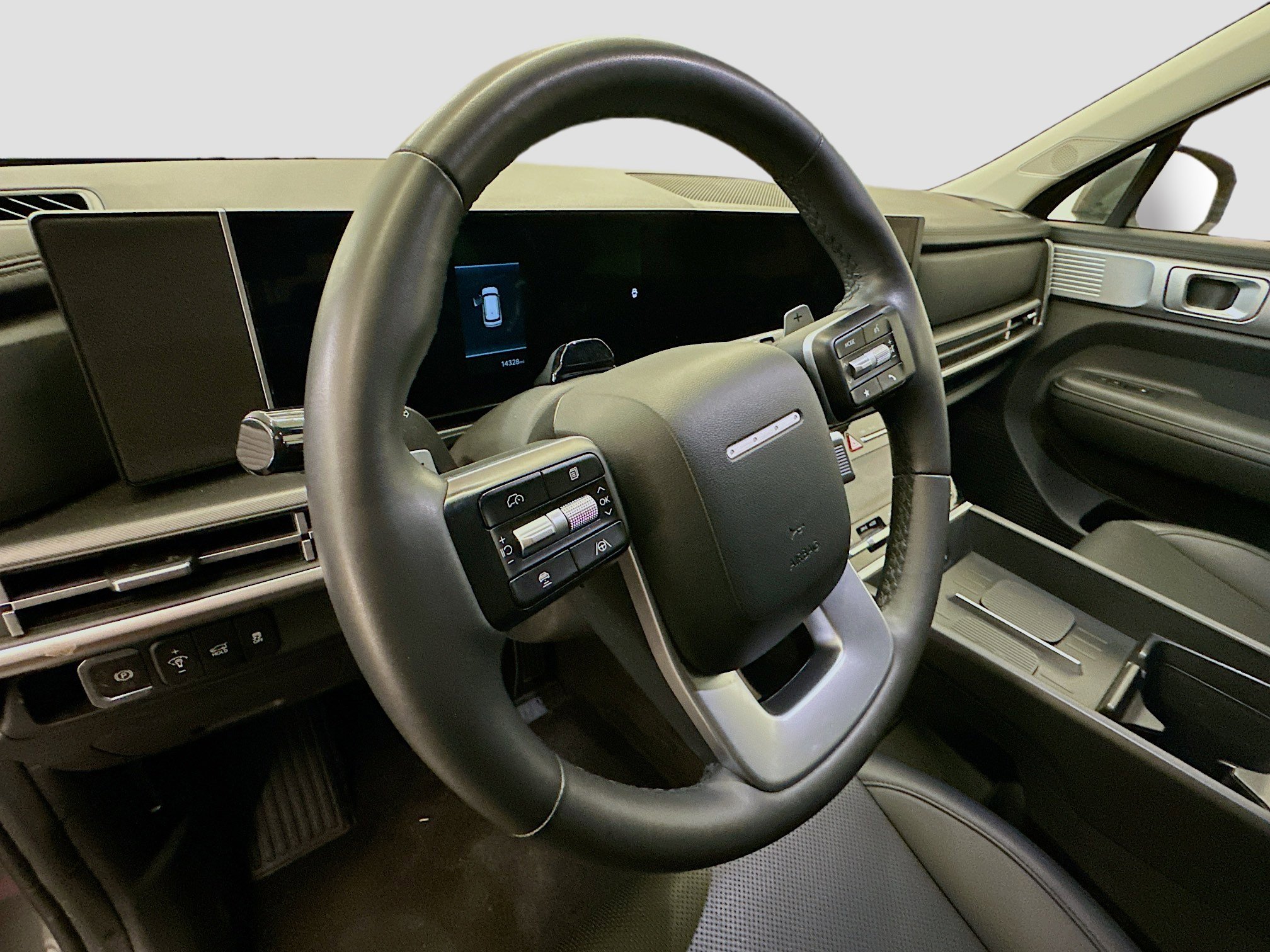 Used 2025 Hyundai Santa Fe SEL image 18