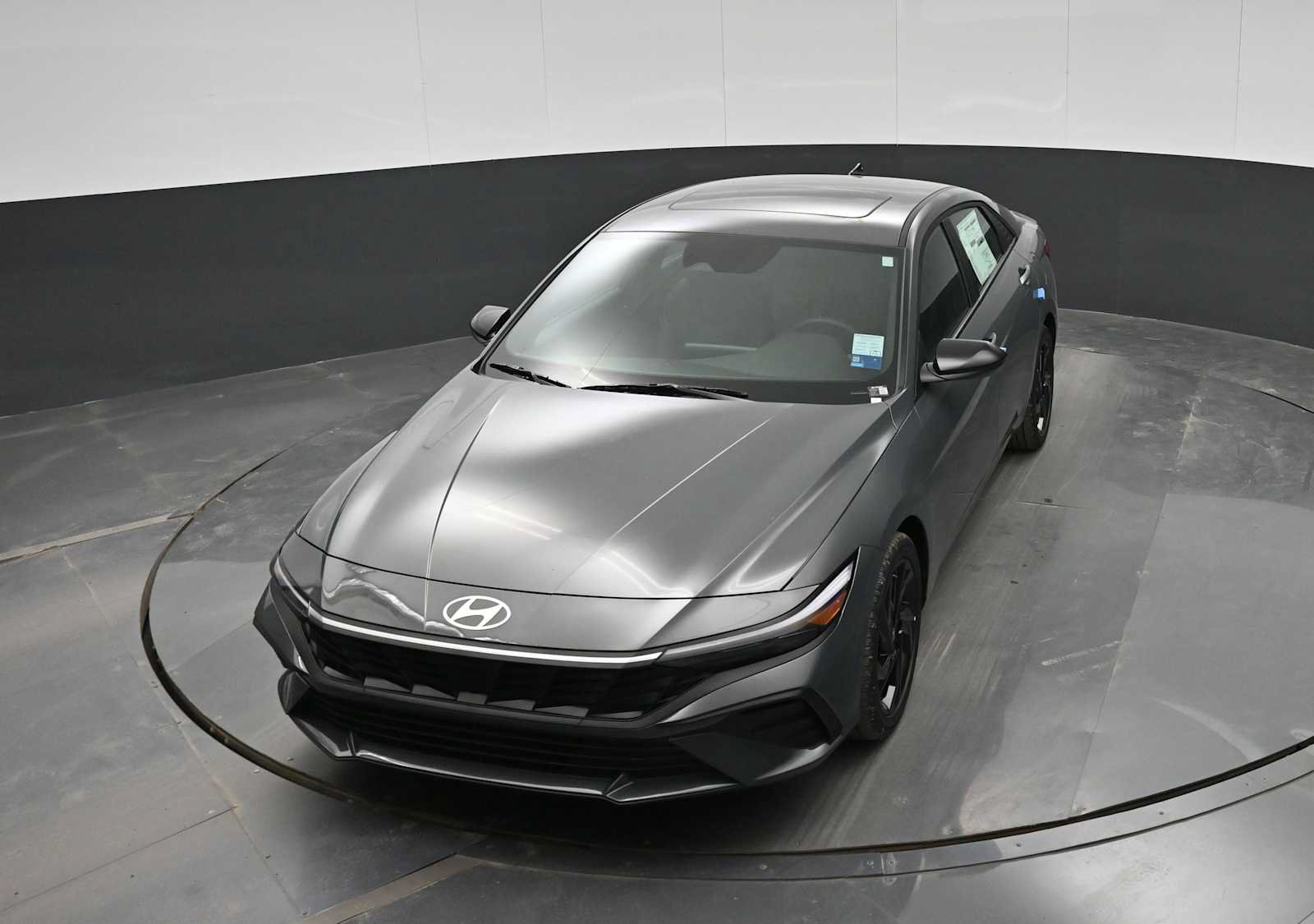 New 2026 Hyundai Elantra SEL Sport FWD image 28