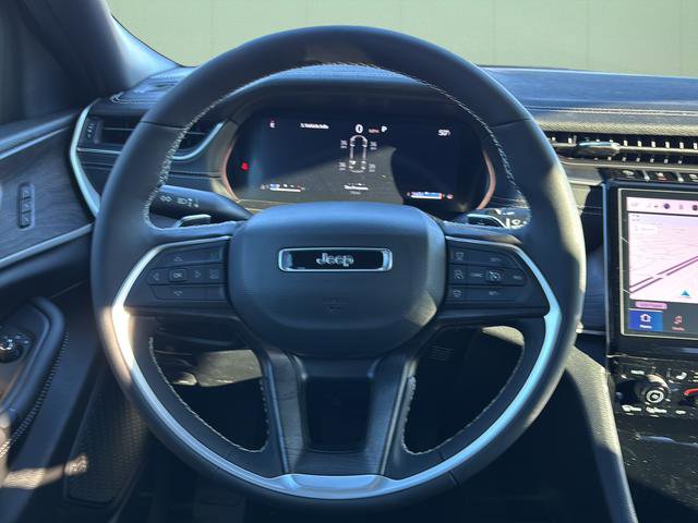 New 2025 Jeep Grand Cherokee L Limited w/ Luxury Tech Group II image 26
