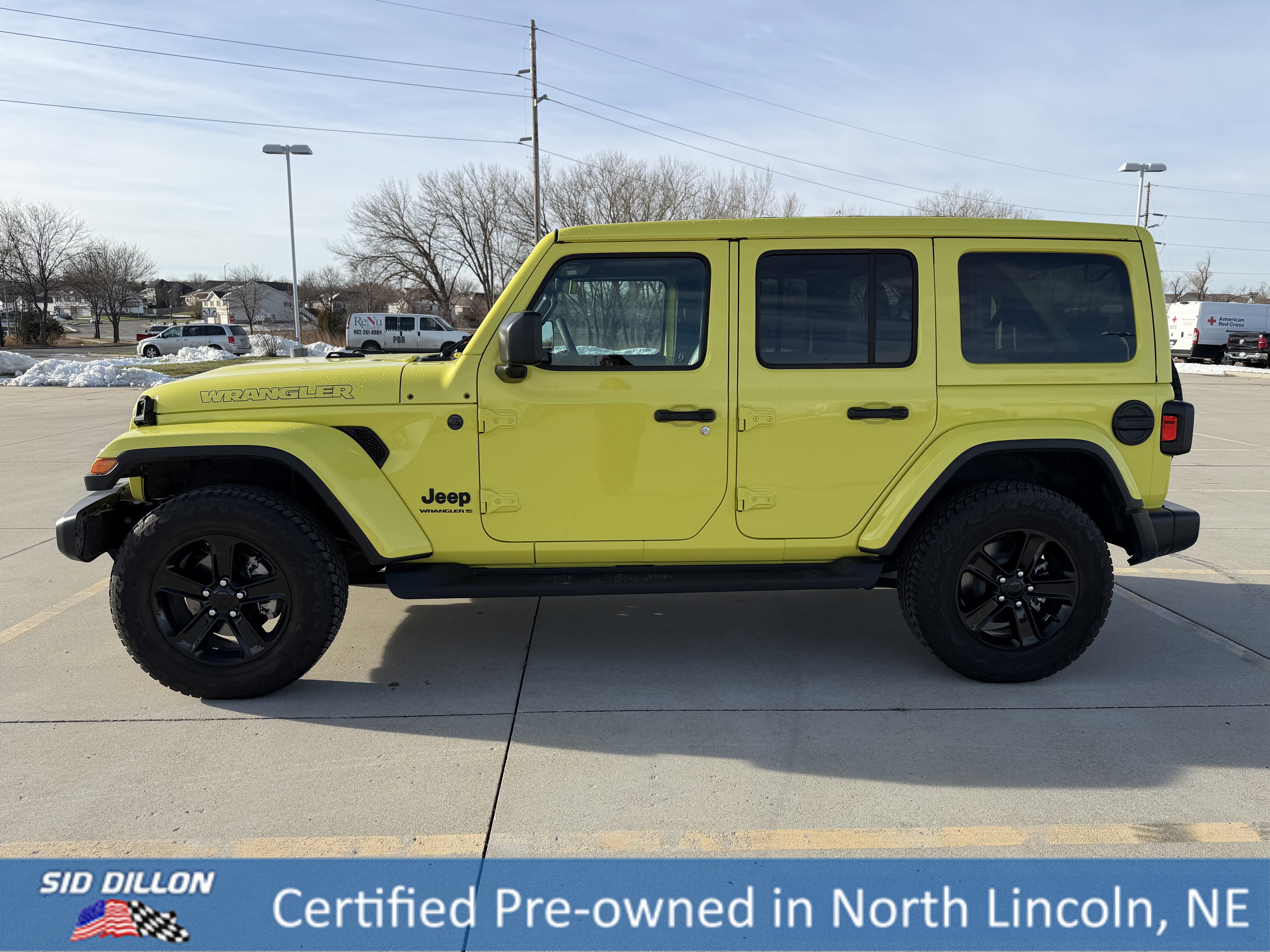 Used 2023 Jeep Wrangler Unlimited Sahara image 2