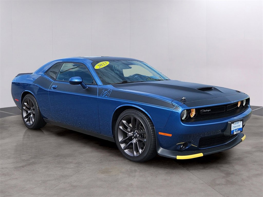 Used 2023 Dodge Challenger R/T w/ T/A Package image 3