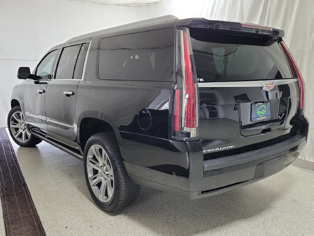 Certified 2019 Cadillac Escalade ESV Premium Luxury AWD/4WD image 8