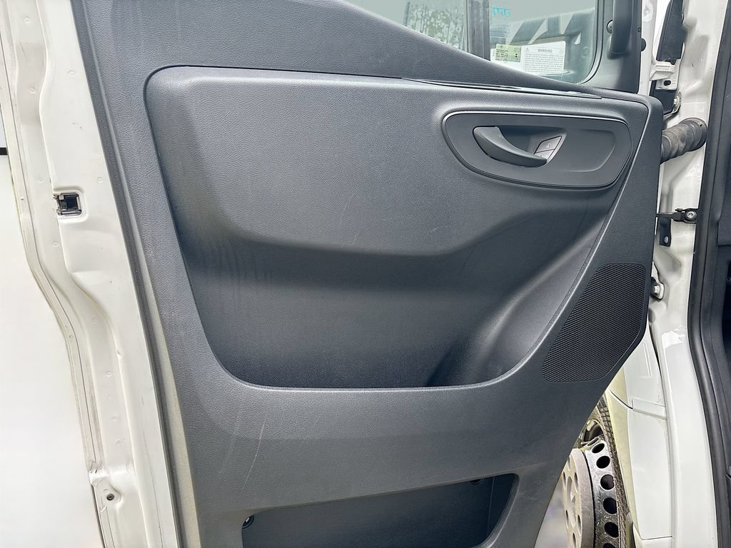 Used 2023 Mercedes-Benz Sprinter 4500 image 24