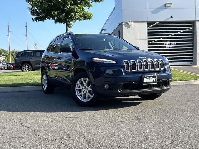 Used 2018 Jeep Cherokee Latitude Plus w/ Cold Weather Group