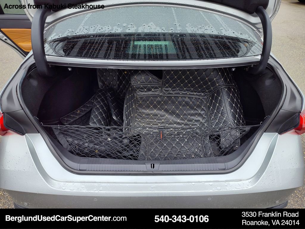 Used 2019 Toyota Avalon Limited w/ Advanced Safety Package image 13