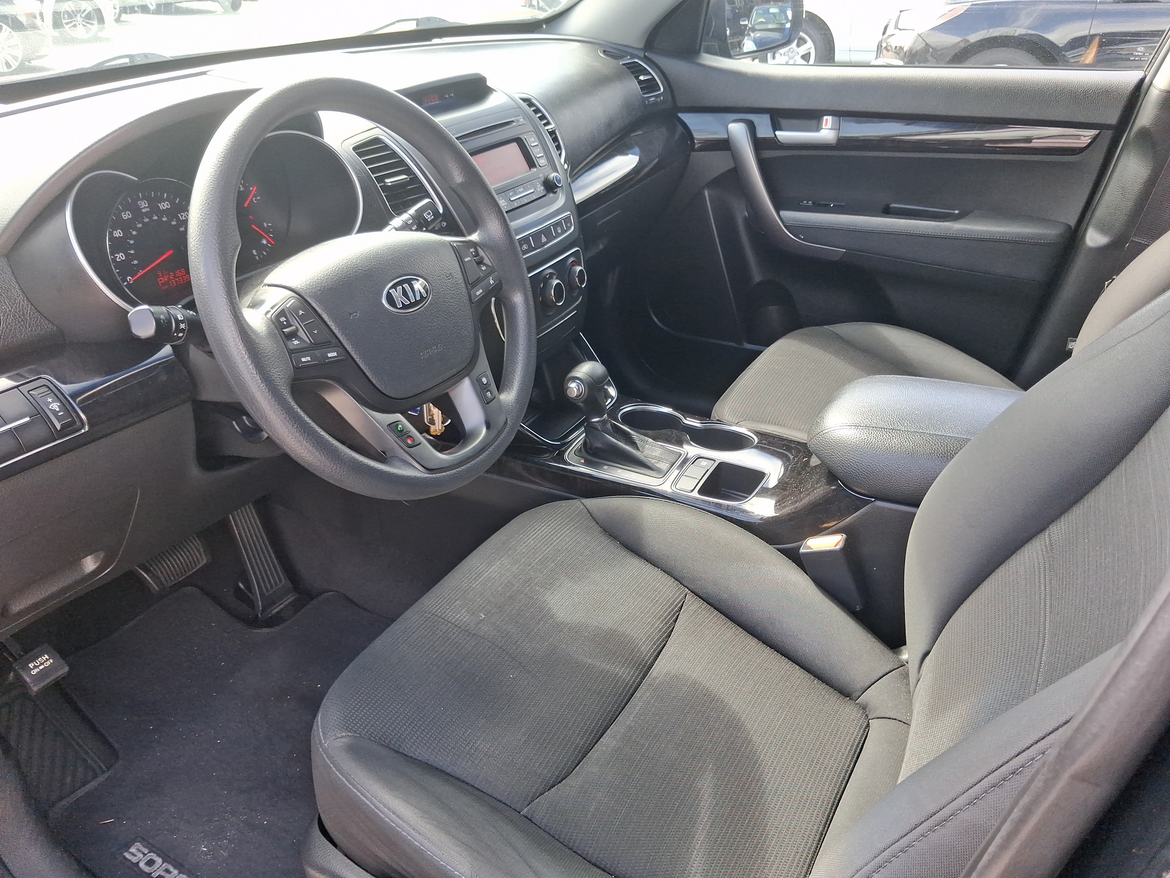 Used 2015 Kia Sorento LX FWD image 9