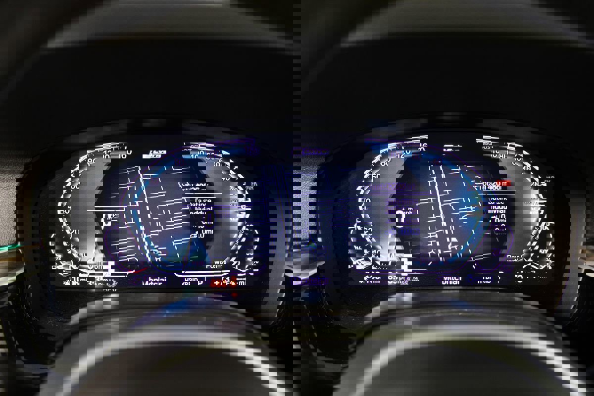 Used 2023 BMW 530e 530e w/ M Sport Package image 18