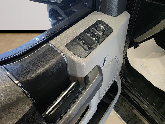 Used 2016 Ford F150 XLT AWD/4WD image 11