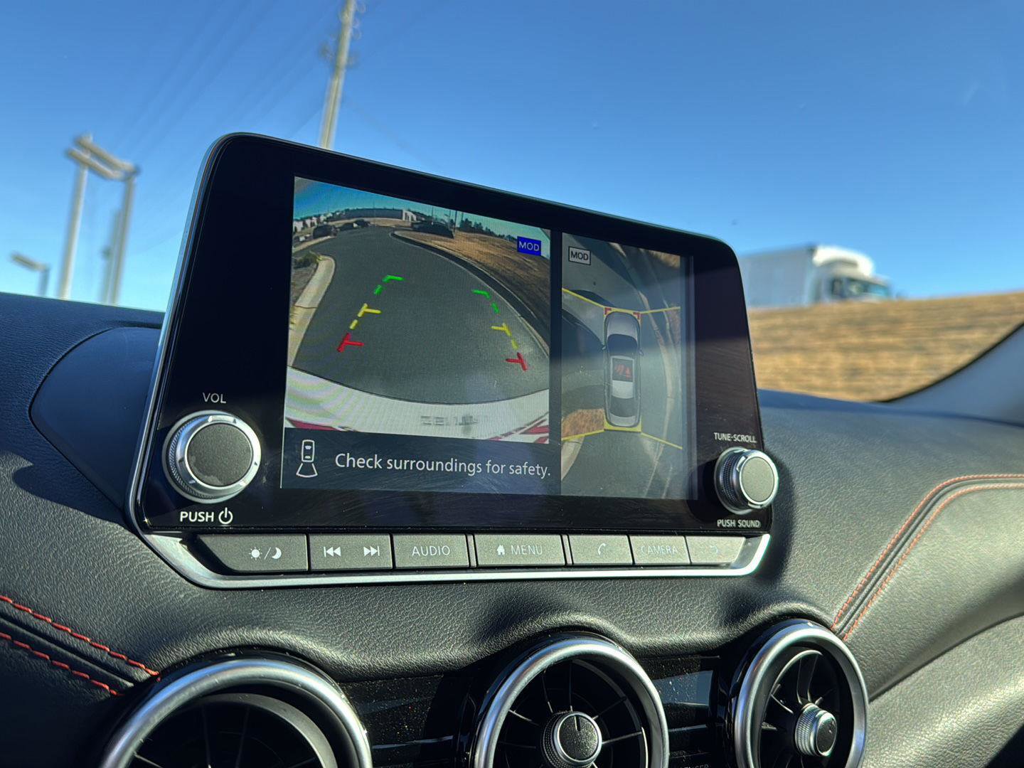 Used 2024 Nissan Sentra SR w/ SR Premium Package image 23