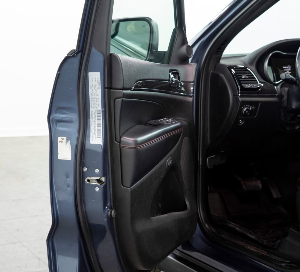 Used 2020 Jeep Grand Cherokee Trailhawk AWD/4WD image 8
