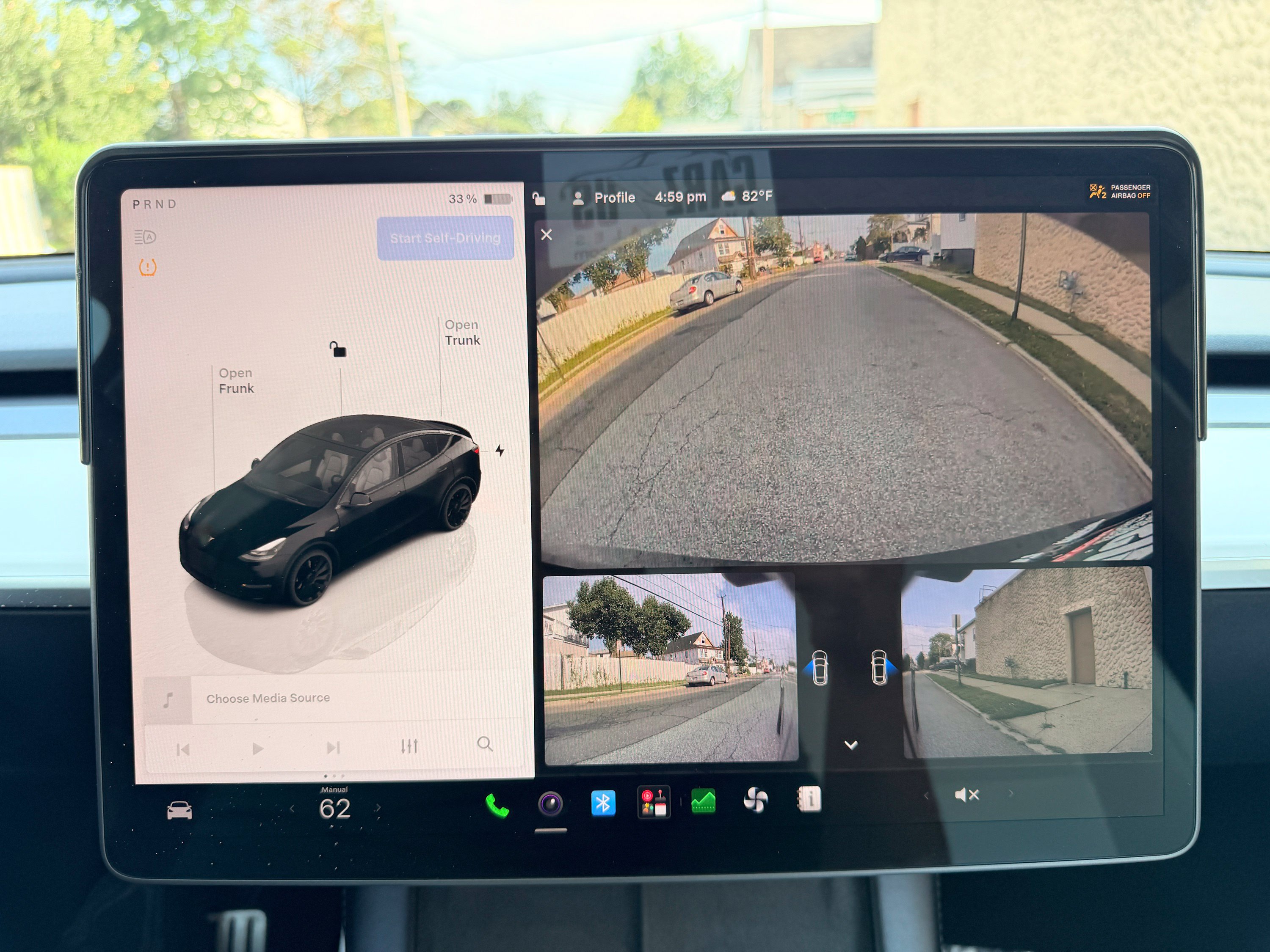 Used 2023 Tesla Model Y Performance AWD/4WD image 29