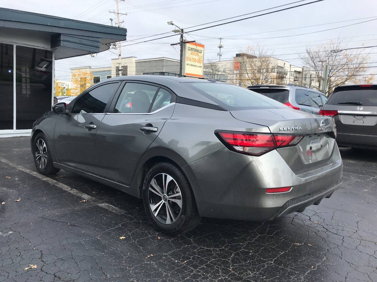 Used 2022 Nissan Sentra SV w/ Trunk Package FWD image 5