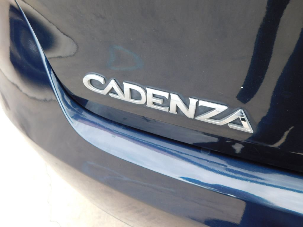 Used 2017 Kia Cadenza Technology FWD image 12