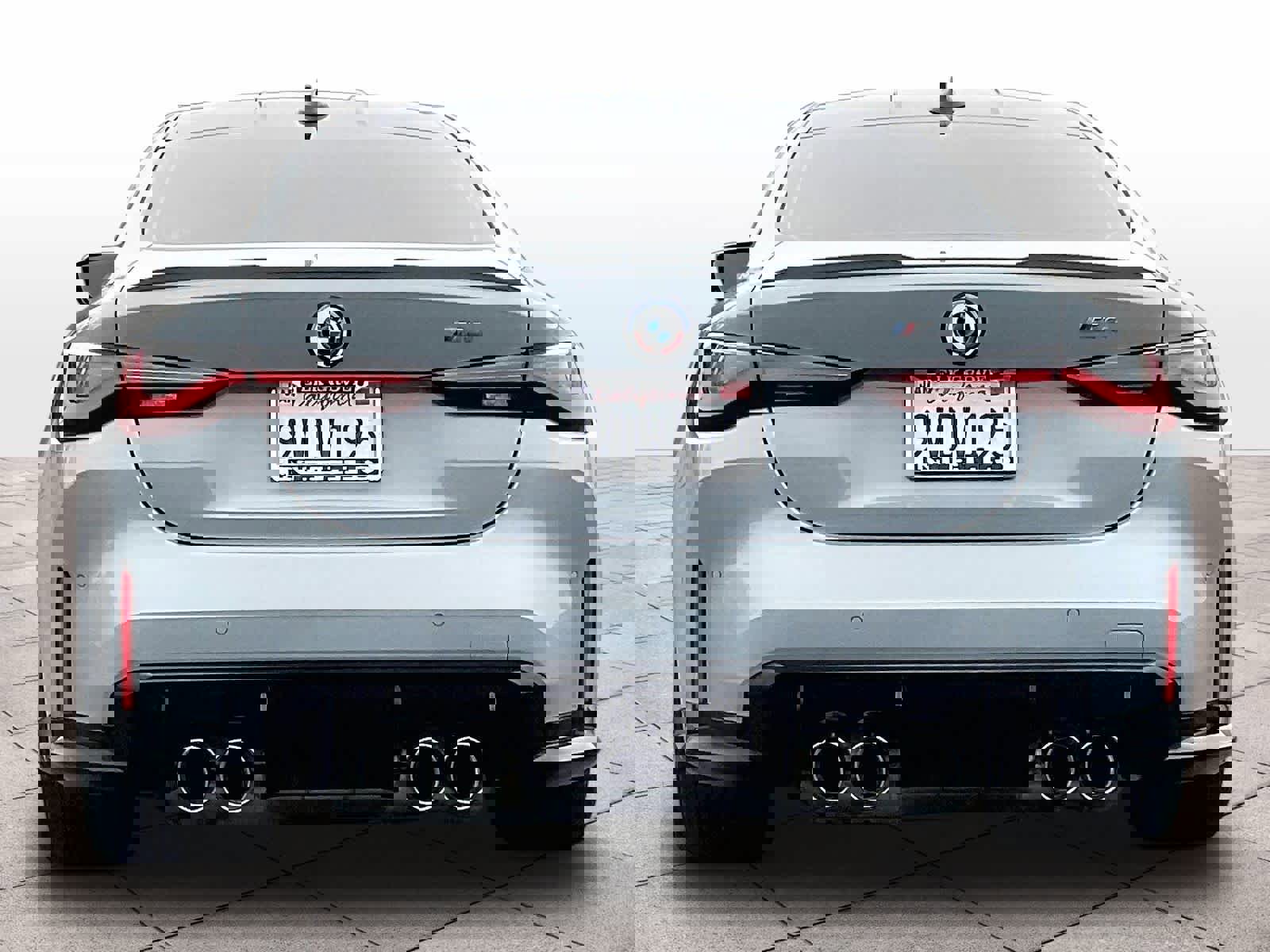 Used 2023 BMW M4 Coupe w/ M Driver's Package image 7