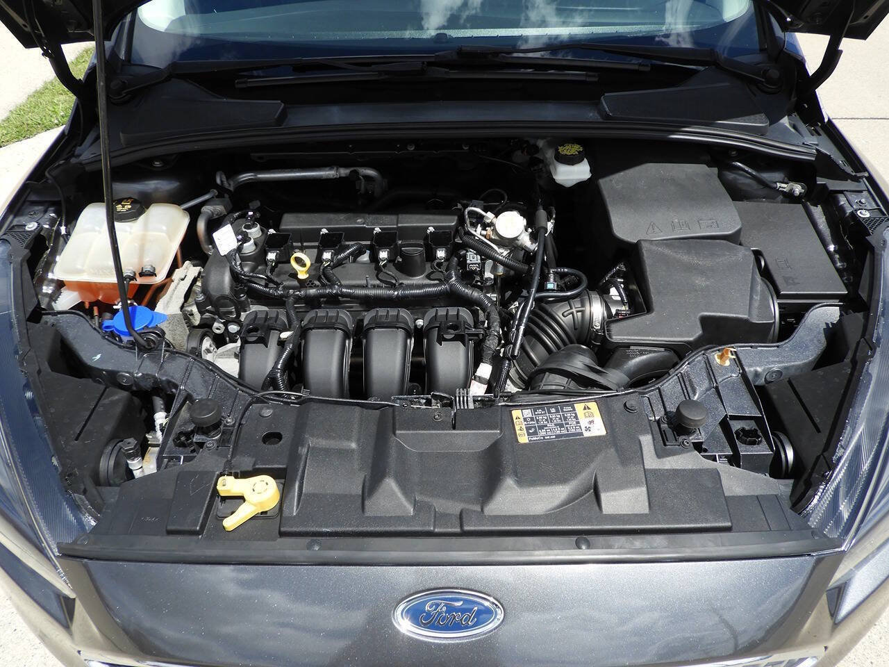 Used 2018 Ford Focus SE FWD image 40