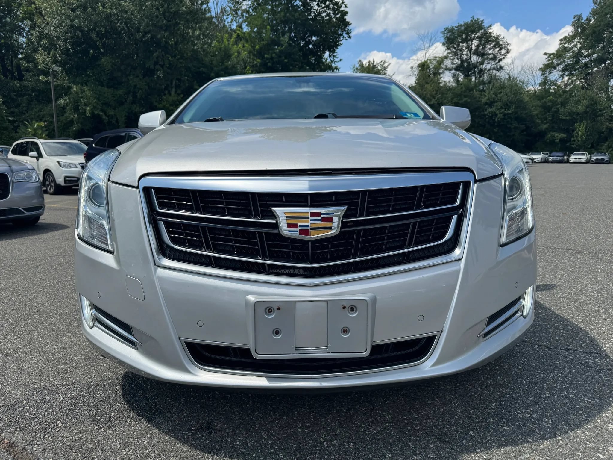 Used 2016 Cadillac XTS Luxury AWD/4WD image 7