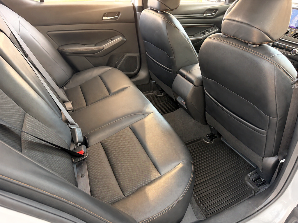 Used 2021 Nissan Altima 2.5 SR w/ SR Premium Package FWD image 31
