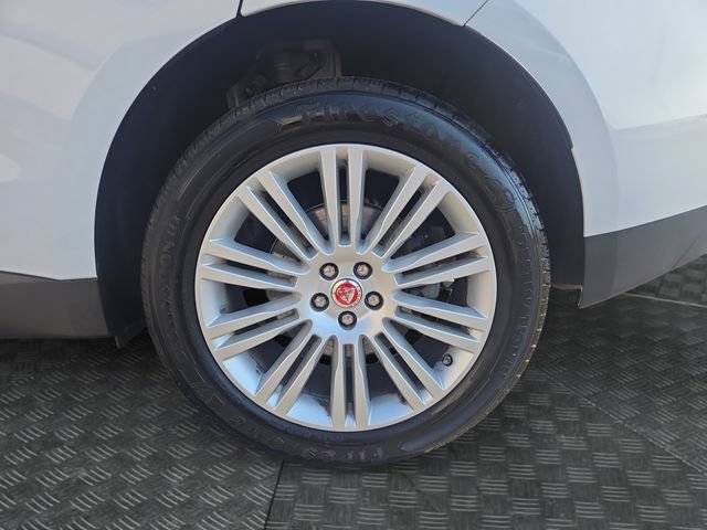 Used 2019 Jaguar F-PACE Portfolio AWD/4WD image 38