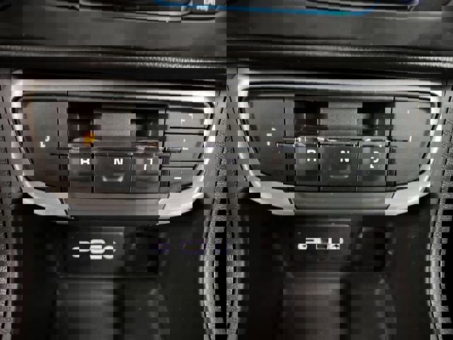 Certified 2023 GMC Terrain SLE w/ Driver Convenience Package image 15