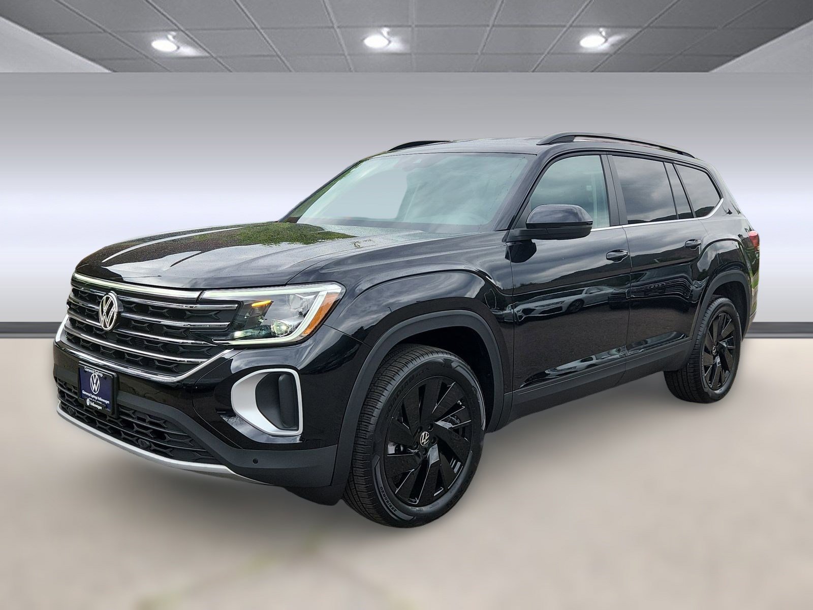 New 2026 Volkswagen Atlas SE image 4