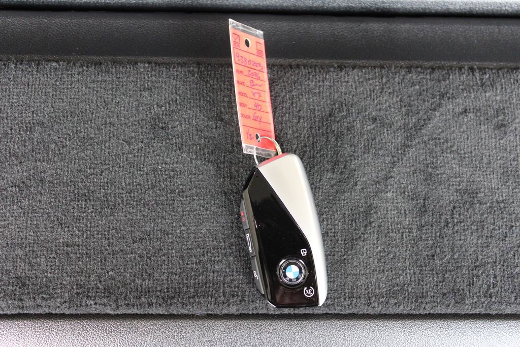 New 2026 BMW X7 xDrive40i image 29